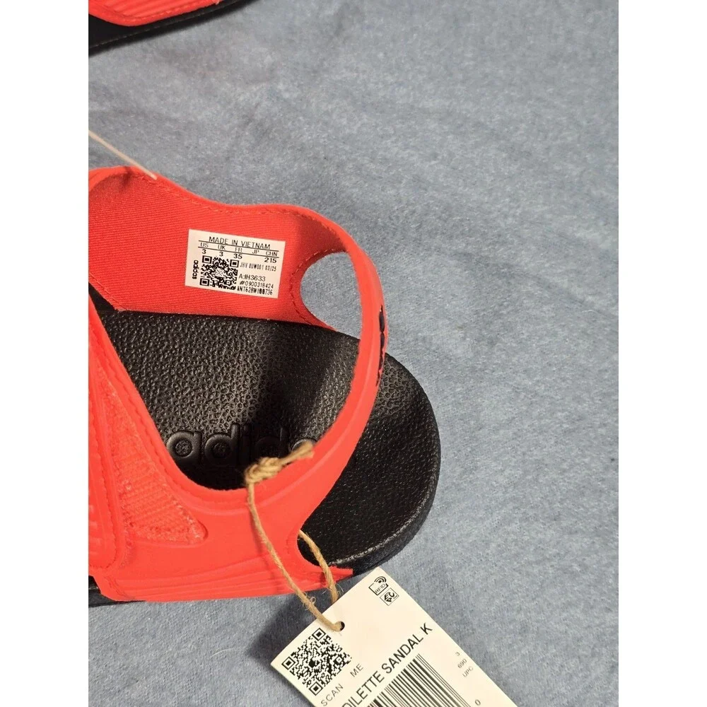 adidas Adilette Sandal K (Kids' / Youth sizing Red New Sz 3